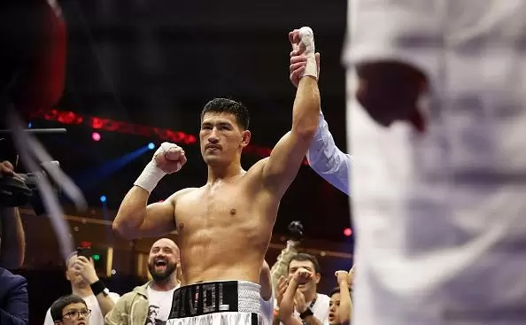 Изображение к новости: Дмитрий Бивол освободил титул WBC