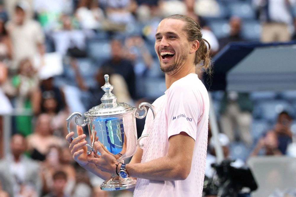 Изображение к новости: Александр Зверев стал чемпионом US Open — 2026, обыграв в финале Бена Шелтона