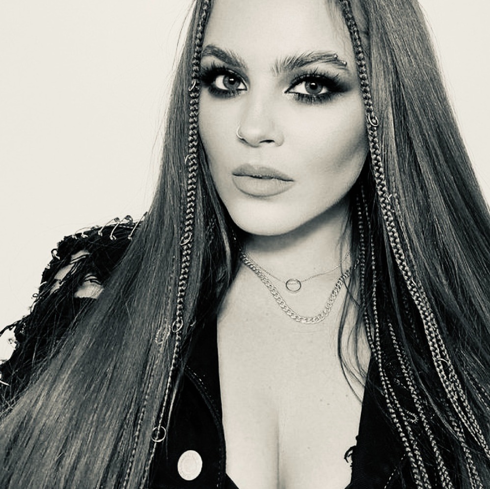 Иконка канала Худею, и коплю свой первый 1.000.000