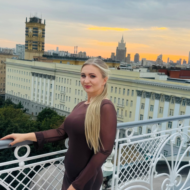 Иконка канала Lyola