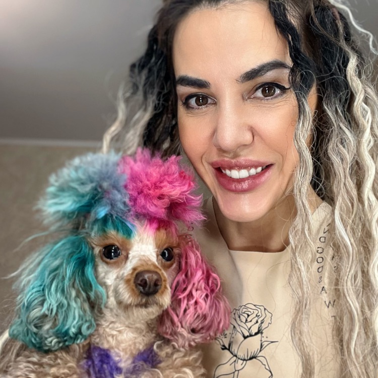 Иконка канала cherry_i_molly