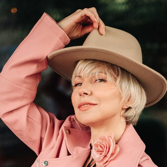 Иконка канала Астрология с Ириной Литвиновой