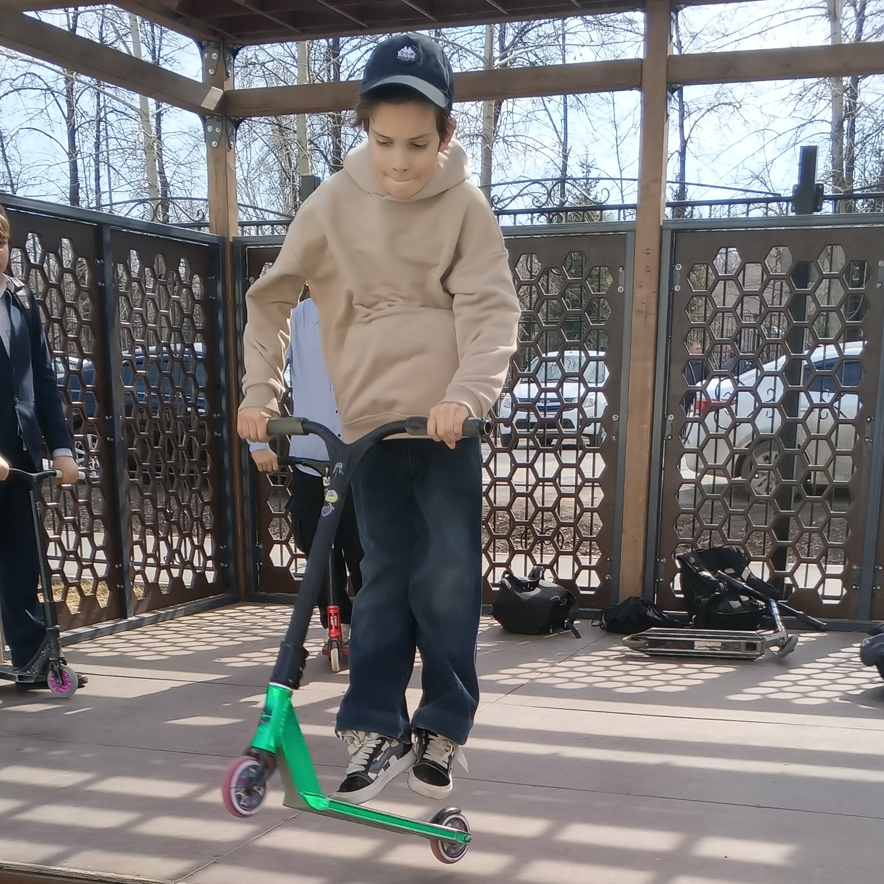 Иконка канала ЕщёбольшеMONO 2.0