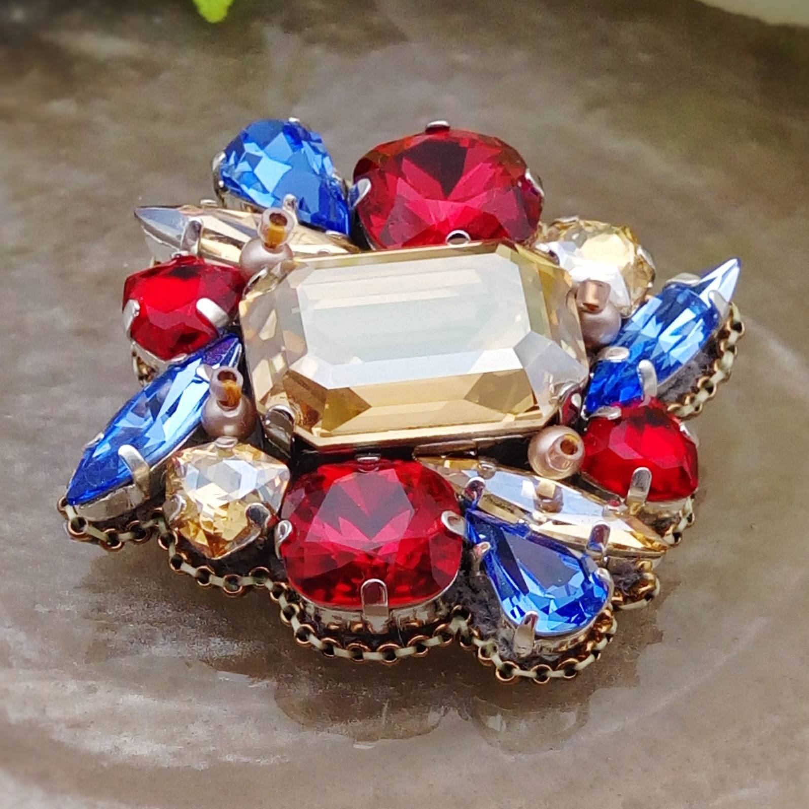 Иконка канала gayane. biju