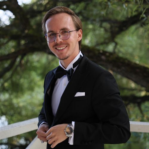 Иконка канала Ведущий Игорь Фархазеев Москва