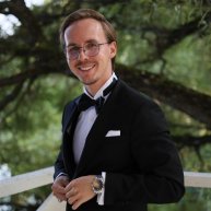 Иконка канала Ведущий Игорь Фархазеев Москва