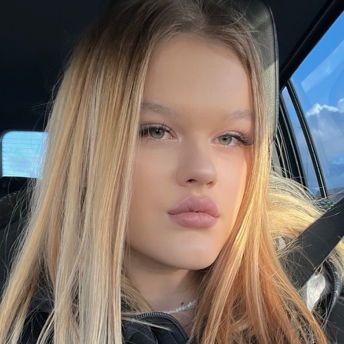 Иконка канала Arina Gukova