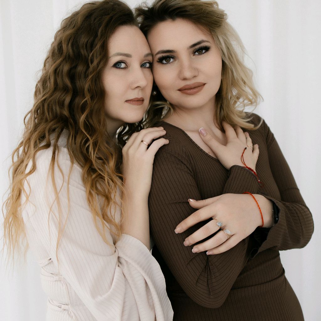 Иконка канала кавер-дуэт "ИЮль"