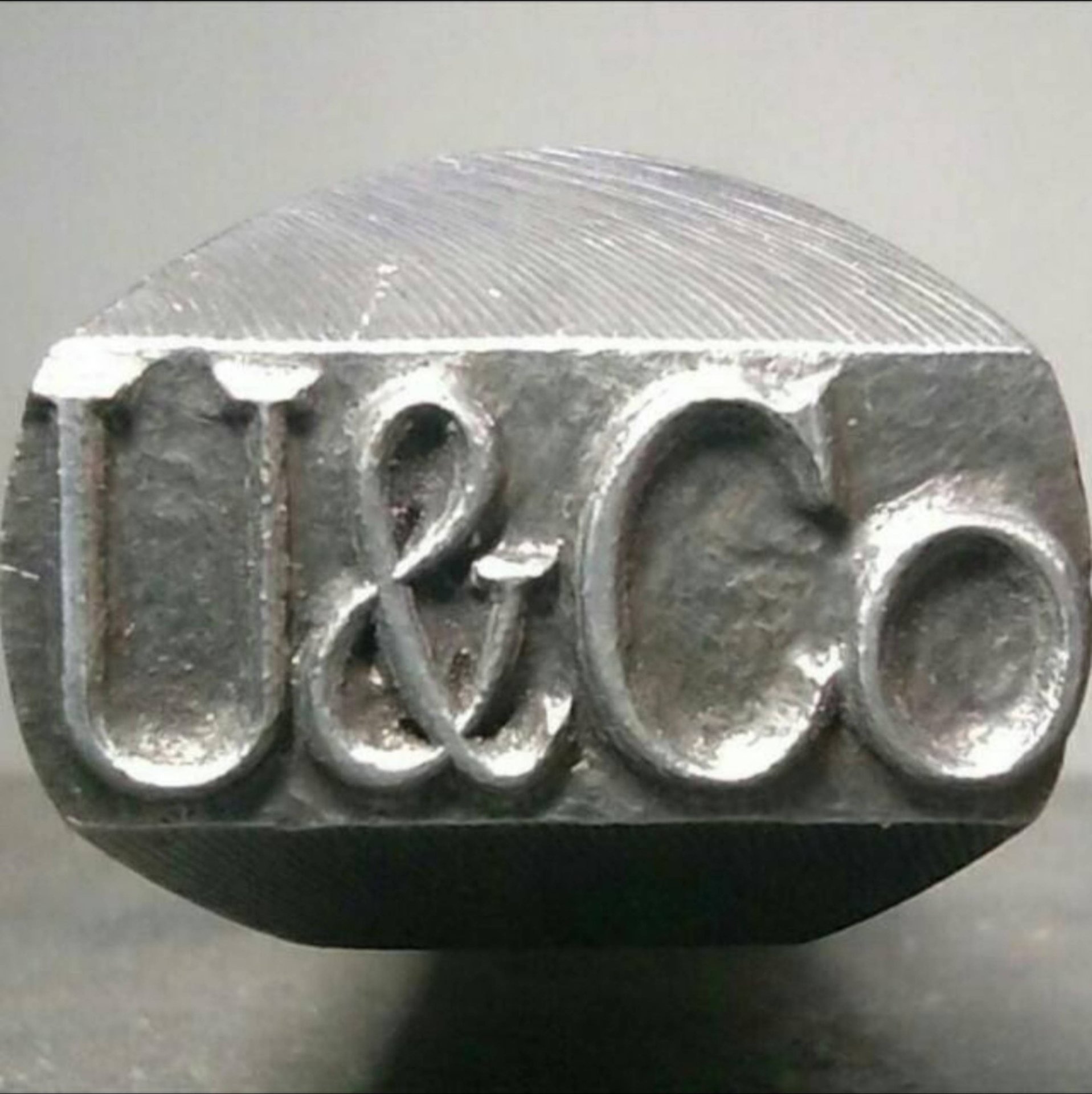 Иконка канала U&Co