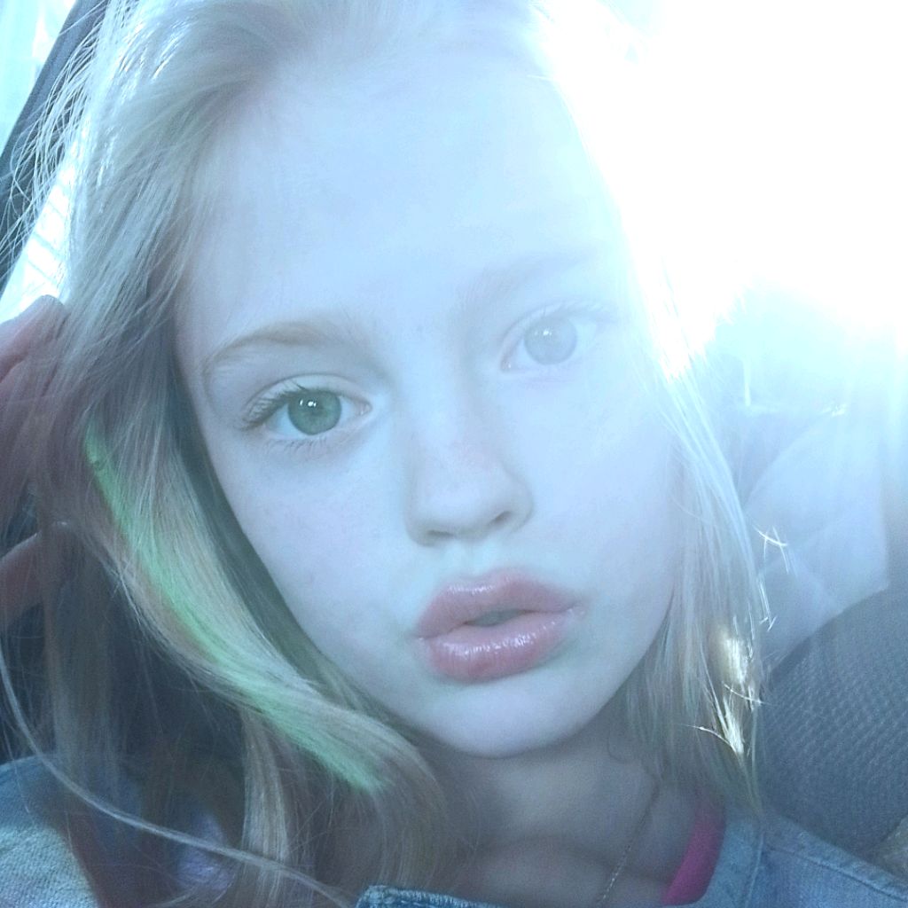 Иконка канала ‧͙⁺˚*･༓☾☆♡Дана Рип♡☆☽༓･*˚⁺‧͙
🐇🐇💬 Ki