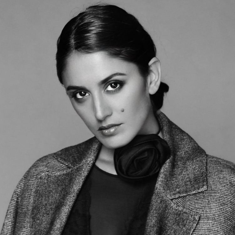 Иконка канала Зарина. Актриса. Режиссер. Чемпионка.