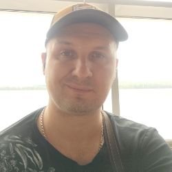 Иконка канала Максим