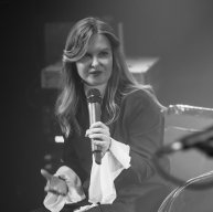 Иконка канала На своем месте. Екатерина Юша