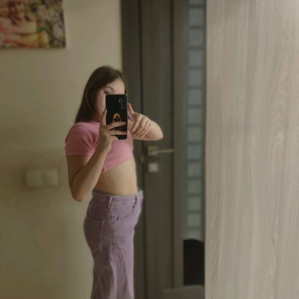 Иконка канала Просто-_-💗💋😔🥹Ева
