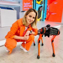 Иконка канала Алиса и роботы 🤖