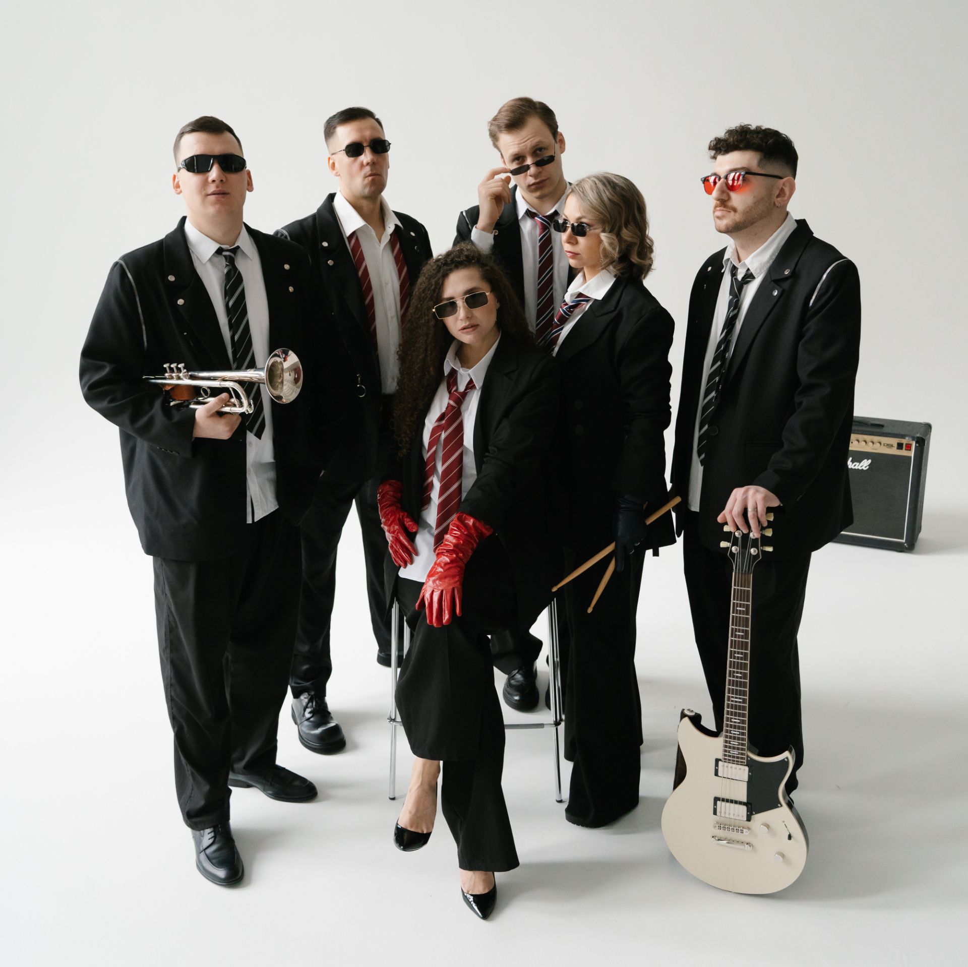 Иконка канала МОРЕ ШУМА КАВЕР-ГРУППА МОСКВА