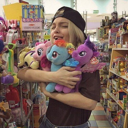 Иконка канала ⲣυⲕⲥυ