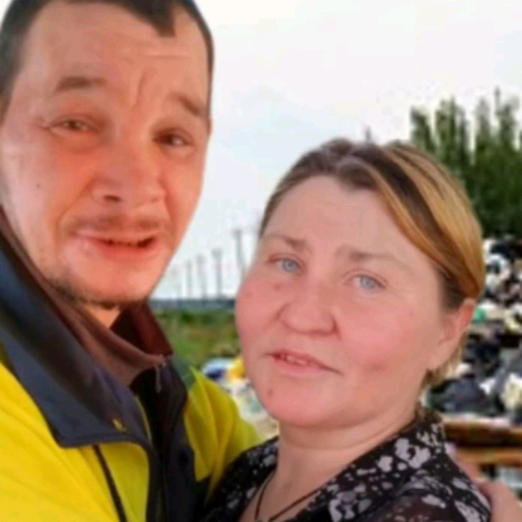 Иконка канала БЕЗДОМНЫЕ АНЬКА & САШКА