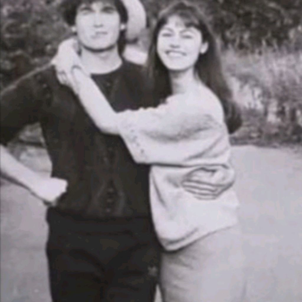 Иконка канала Незнакомец