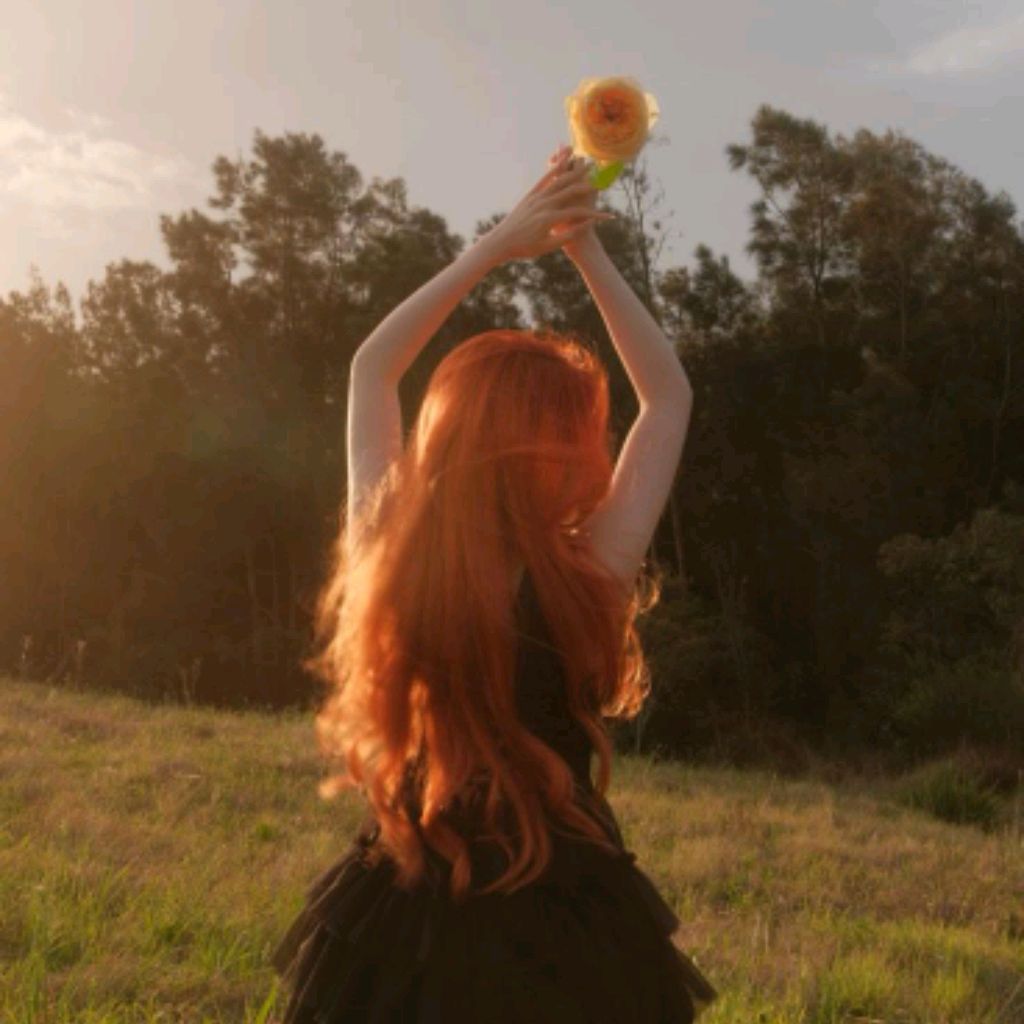 Иконка канала Юлька ♥️