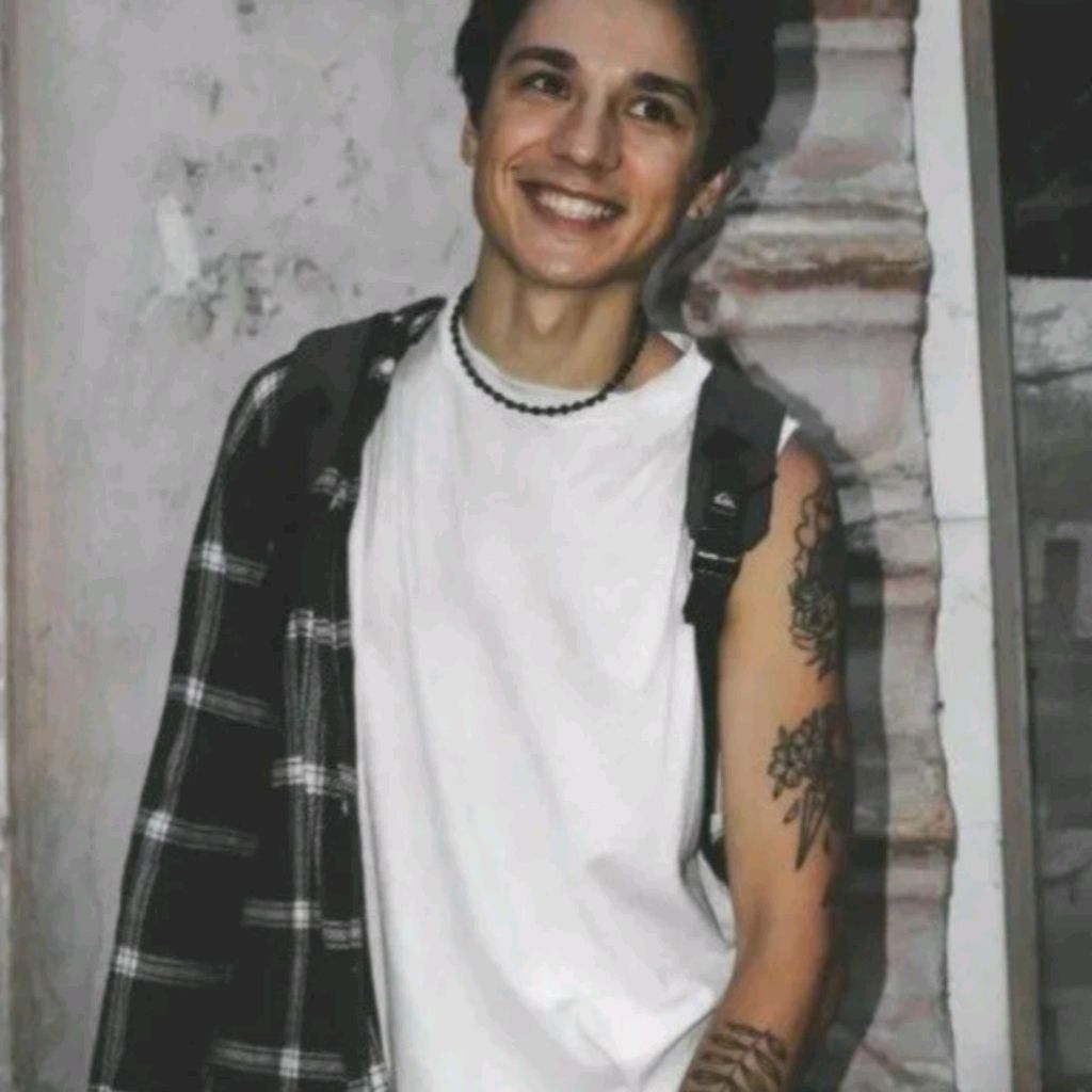 Иконка канала Лера Тьюб ❤️