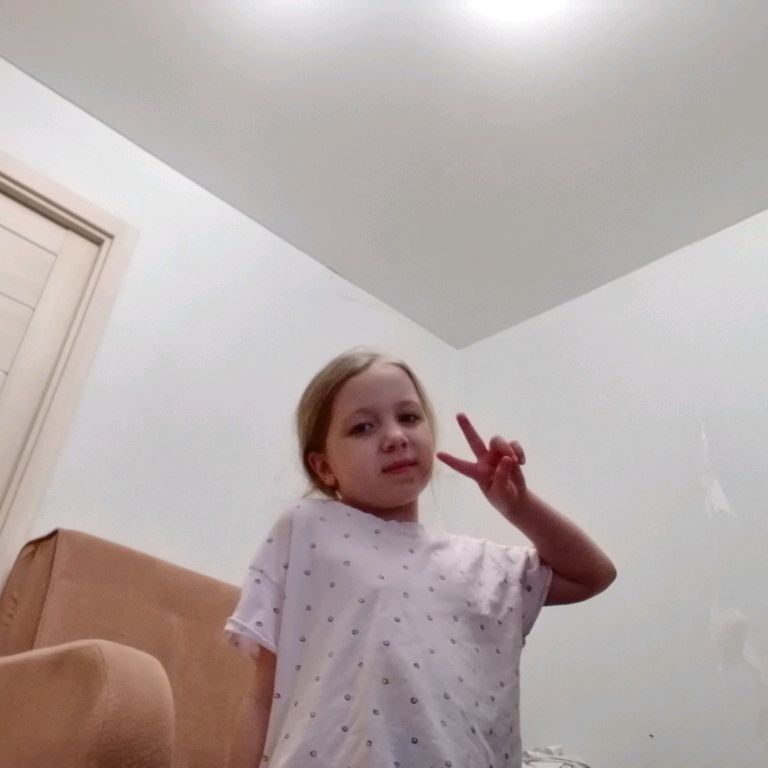 Иконка канала 👻АриШОК👻