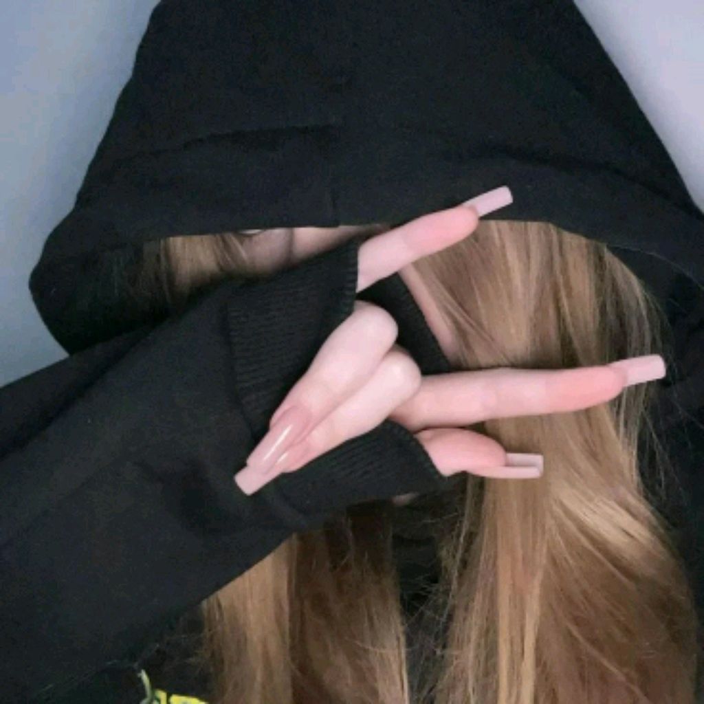 Иконка канала 🩸^[Бумажная_ми]^🎀