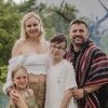 Иконка канала вместе лучше