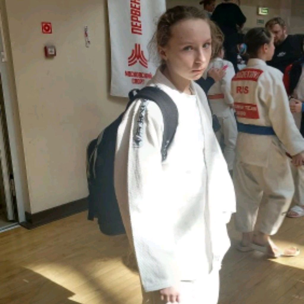 Иконка канала Аришка-блог🎀