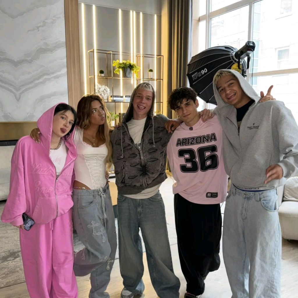 Иконка канала AdrenalineHouse