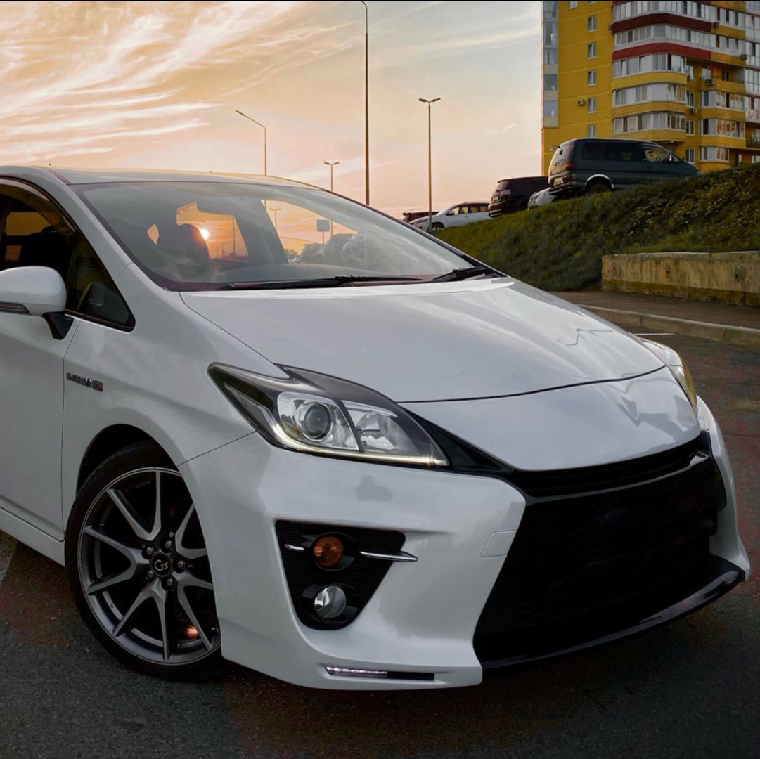 Иконка канала Таксую на Prius