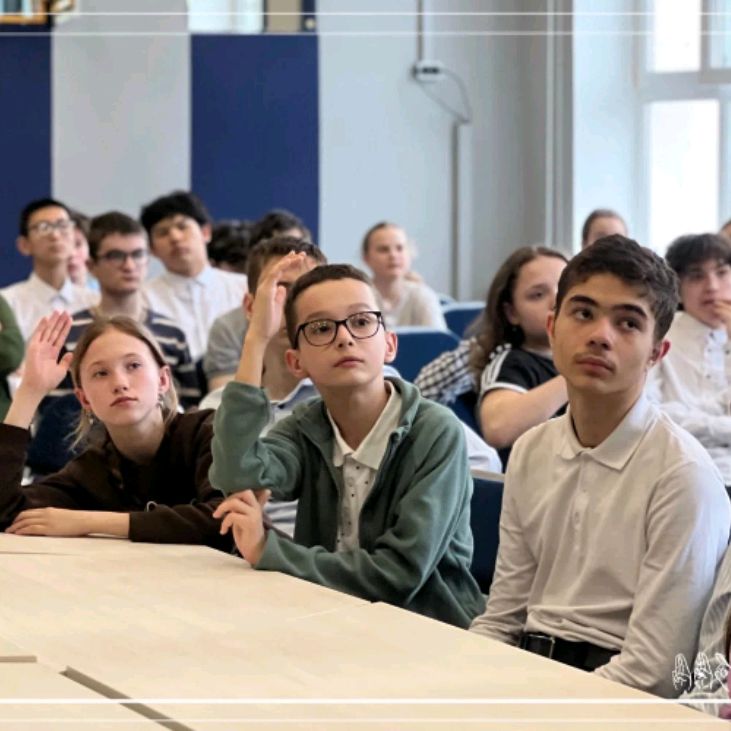 Иконка канала Арсений Алексей •РЖЯ•