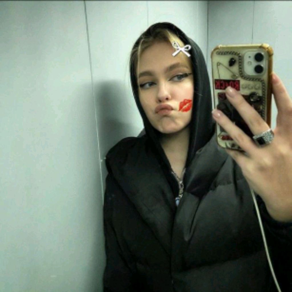 Иконка канала ♡Просто Диана♡