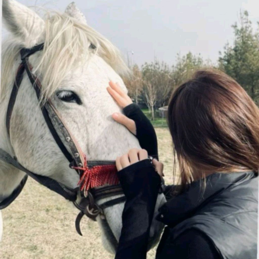 Иконка канала 🫶💋𝚜𝚗𝚎𝚣𝚊𝚗𝚔𝚢𝚊168💋🫶