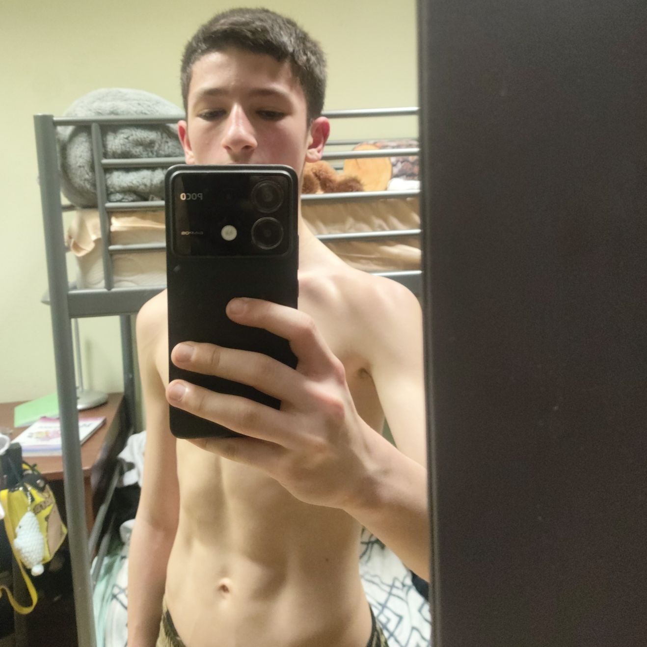 Иконка канала Данила мастер.