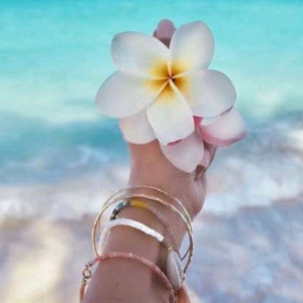 Иконка канала 𓂃𝓔𝓿𝓪𝓷𝓲𓍯