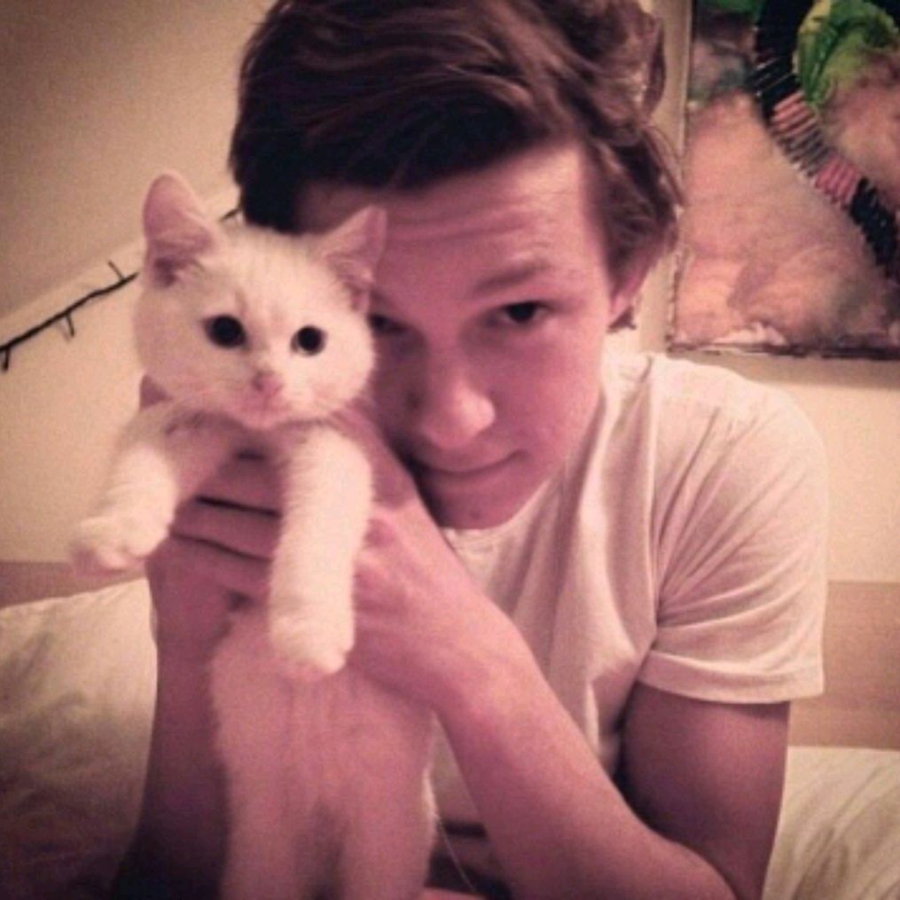 Иконка канала Vikssuswhite