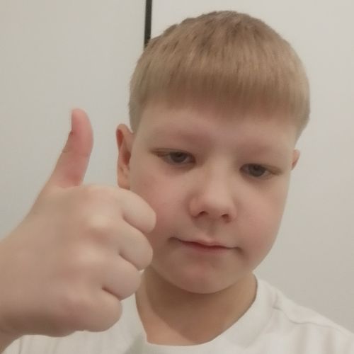 Иконка канала Макс.Play