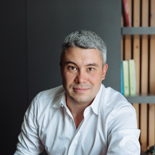 Иконка канала Денис Астафьев