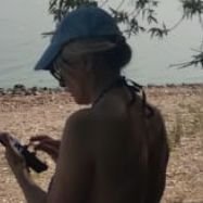 Иконка канала Поэзия, положенная на музыку ИИ