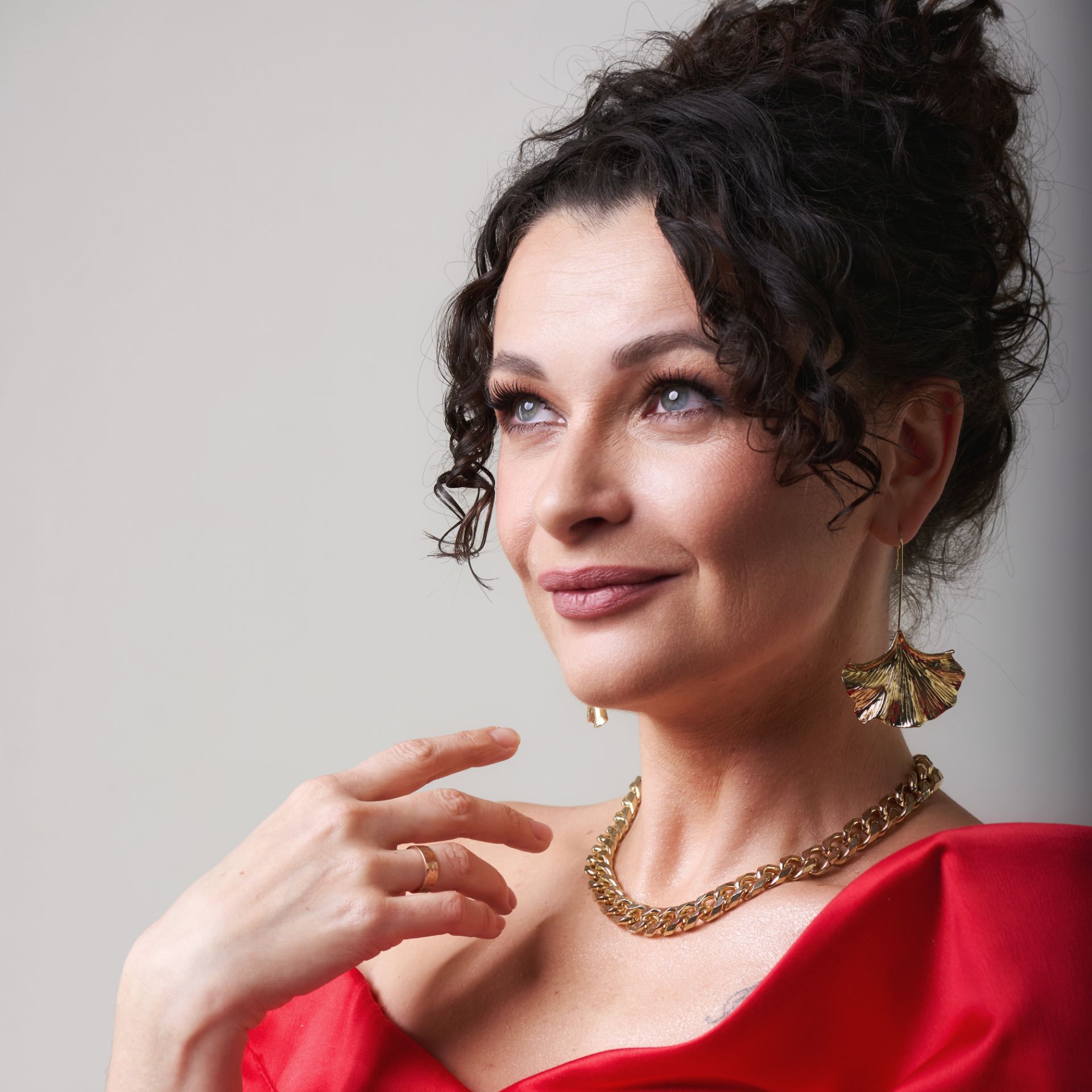 Иконка канала Алена Корнева -певица, автор песен гр."Джаз Мафия"