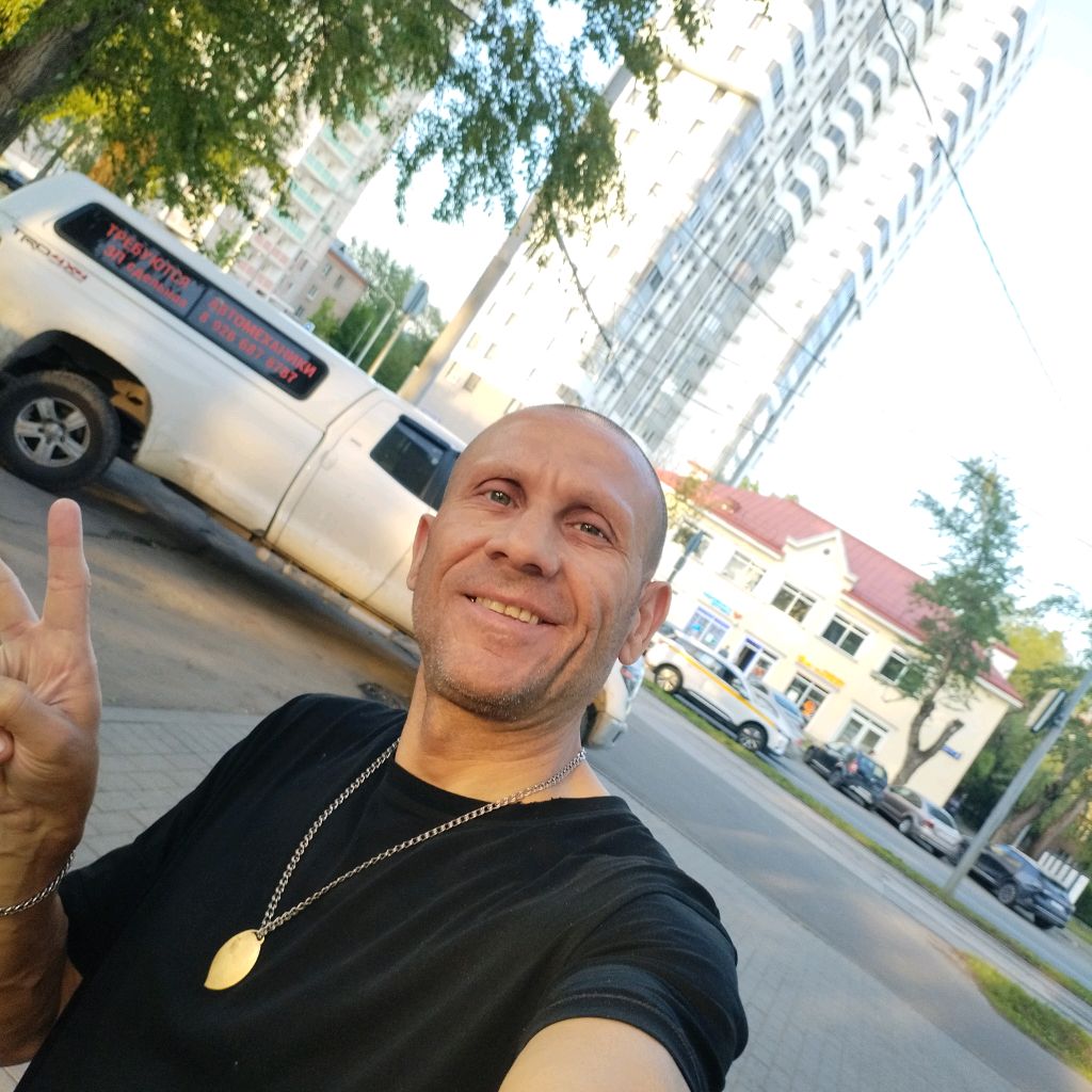 Иконка канала Сергей макаров