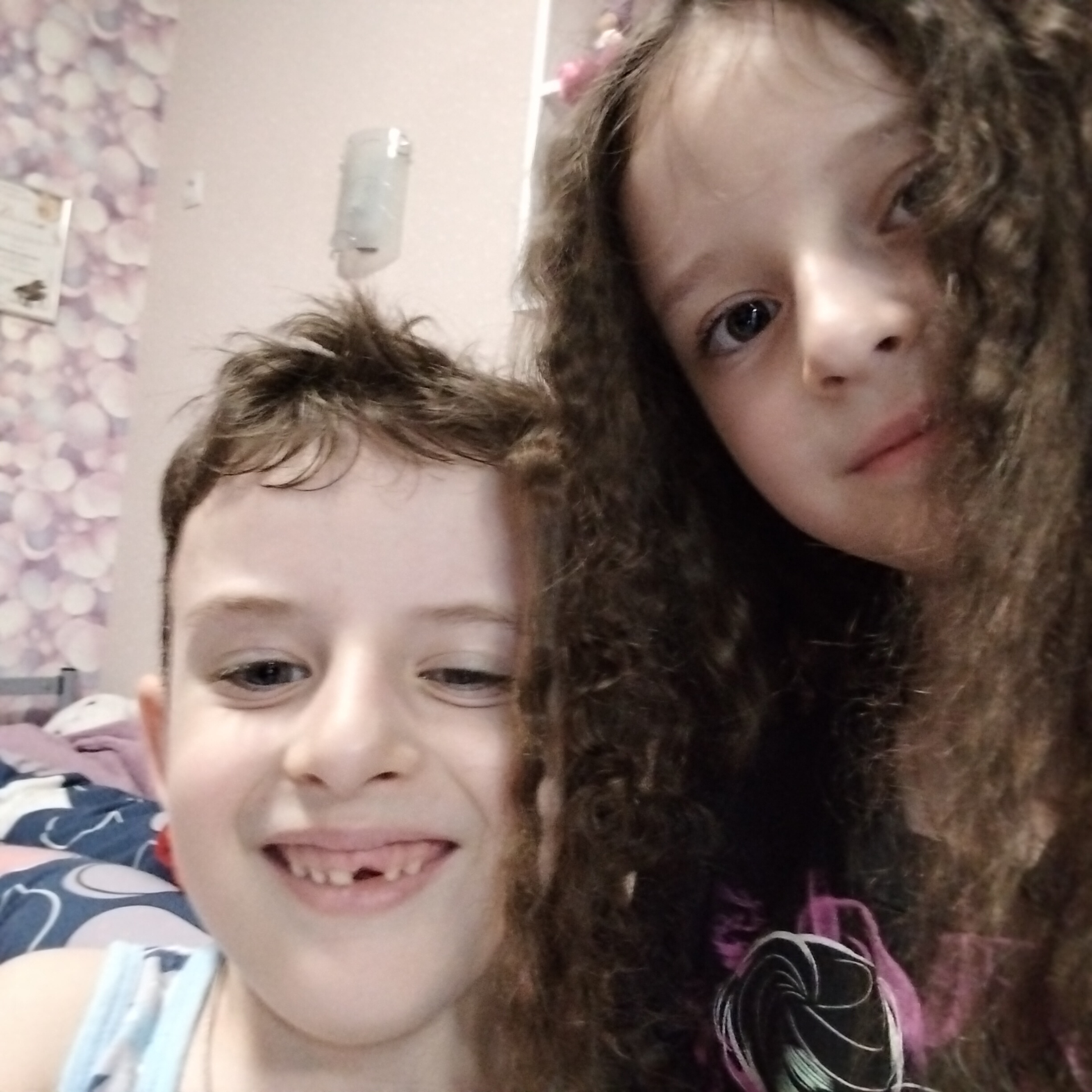 Иконка канала Мирослав  Евгеньевич 6 лет 🙂❤️💖