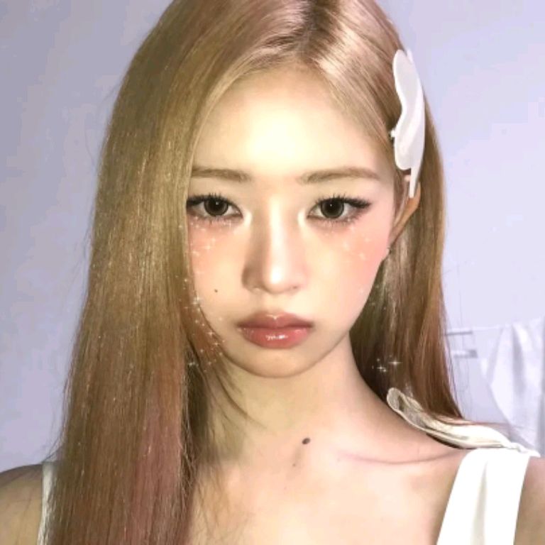 Иконка канала kpop