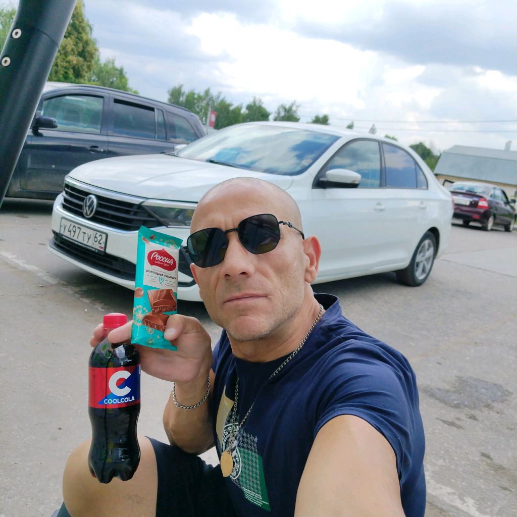 Иконка канала Сергей макаров