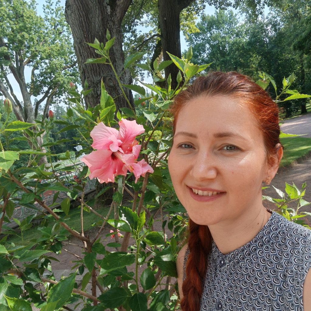 Иконка канала Рыжая Копит Деньги