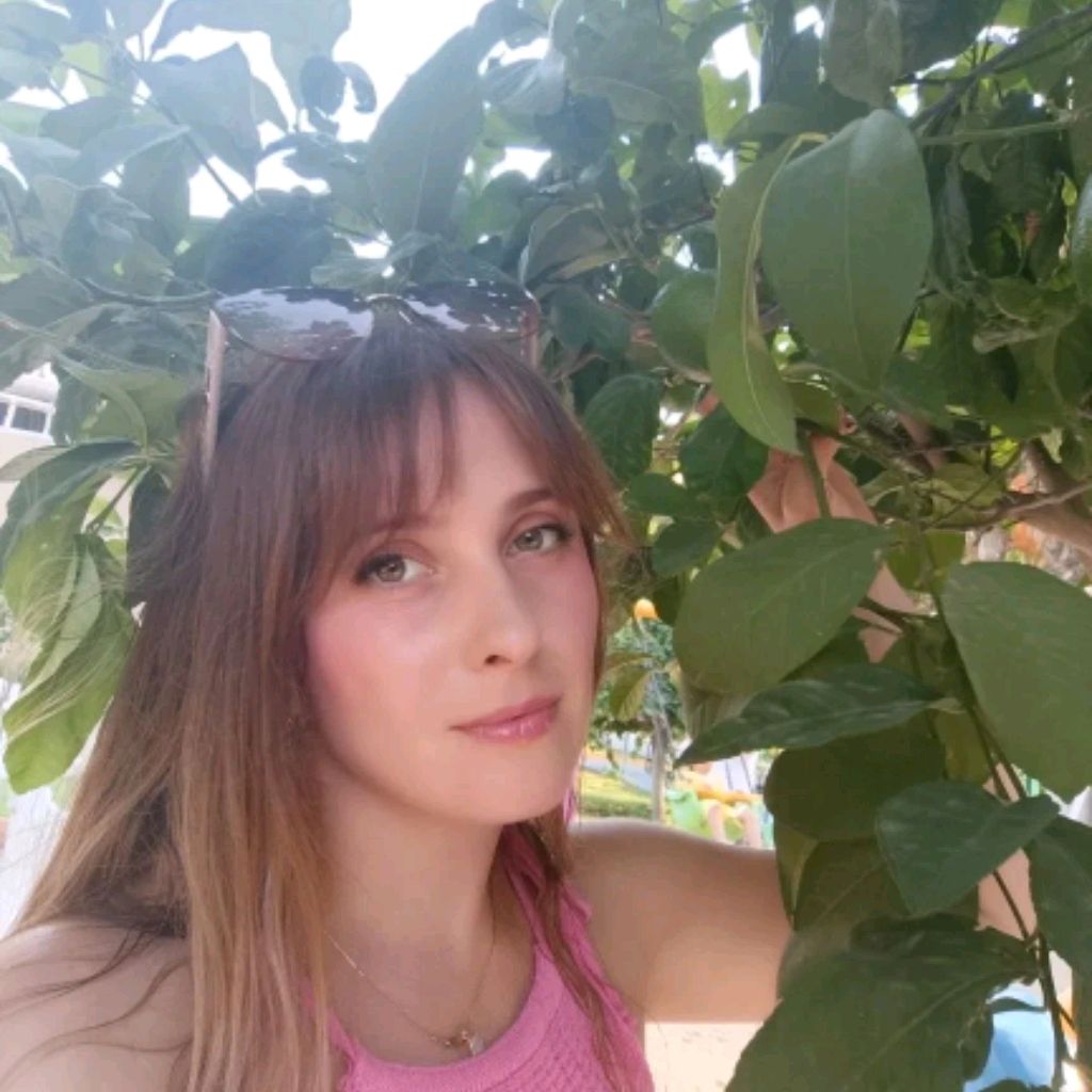 Иконка канала Еннета Росс