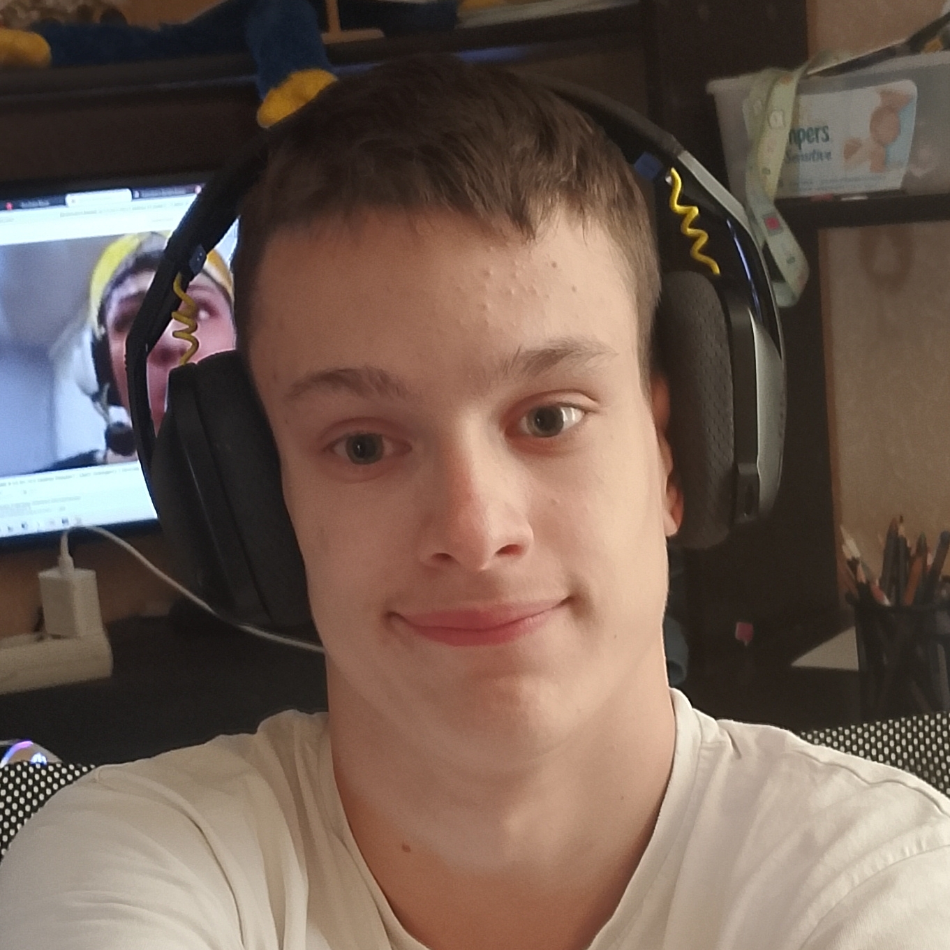 Иконка канала Артём Бокач 14 лет игрок 1 Roblox 🇷🇺♂️