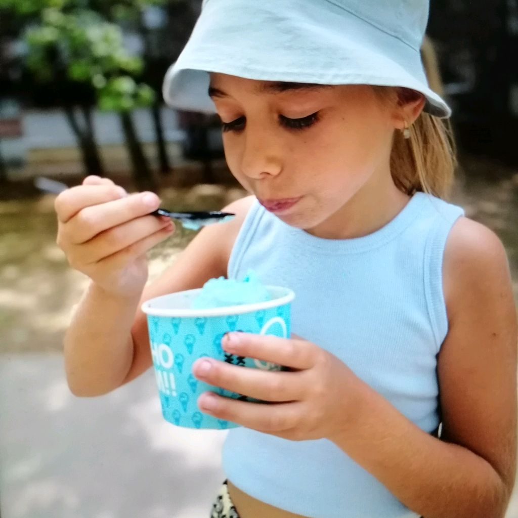 Иконка канала Лайк Аня 😀