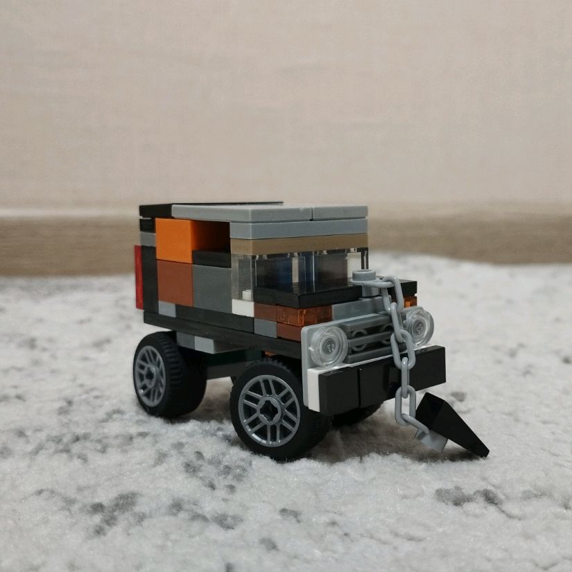 Иконка канала Lego легко